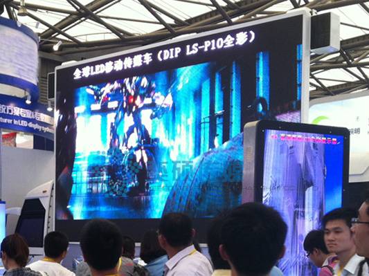 奕硕传媒新品YES-TB16亮相第19届上海国际广告技术设备展览会